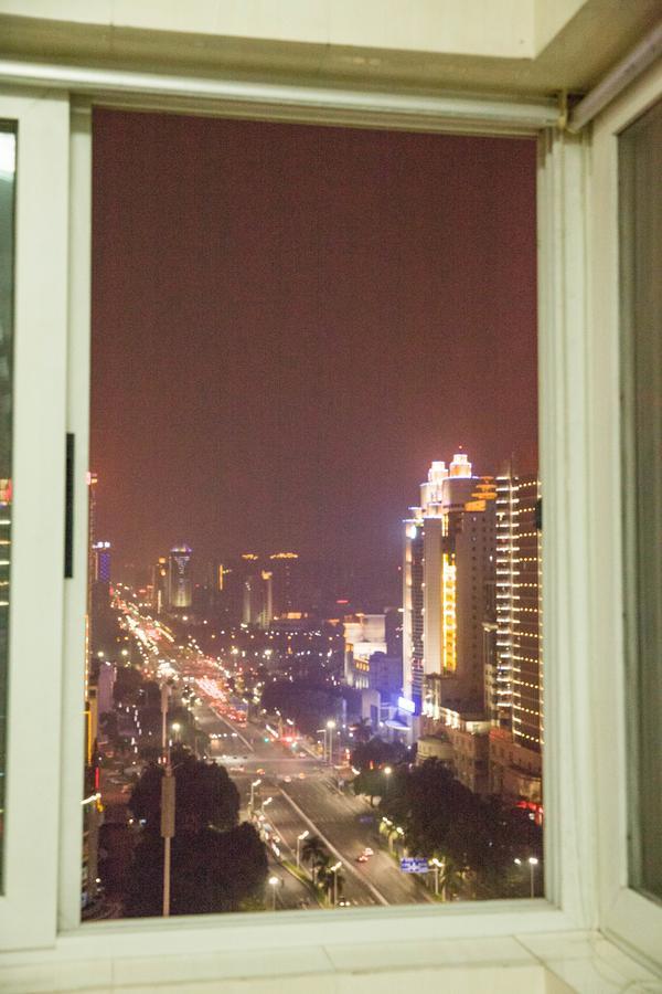 South Face Hostel Jinhu Branch Nanning Buitenkant foto